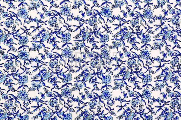 Blue-White-Flower-Print-Velvet-Double-Quilt4